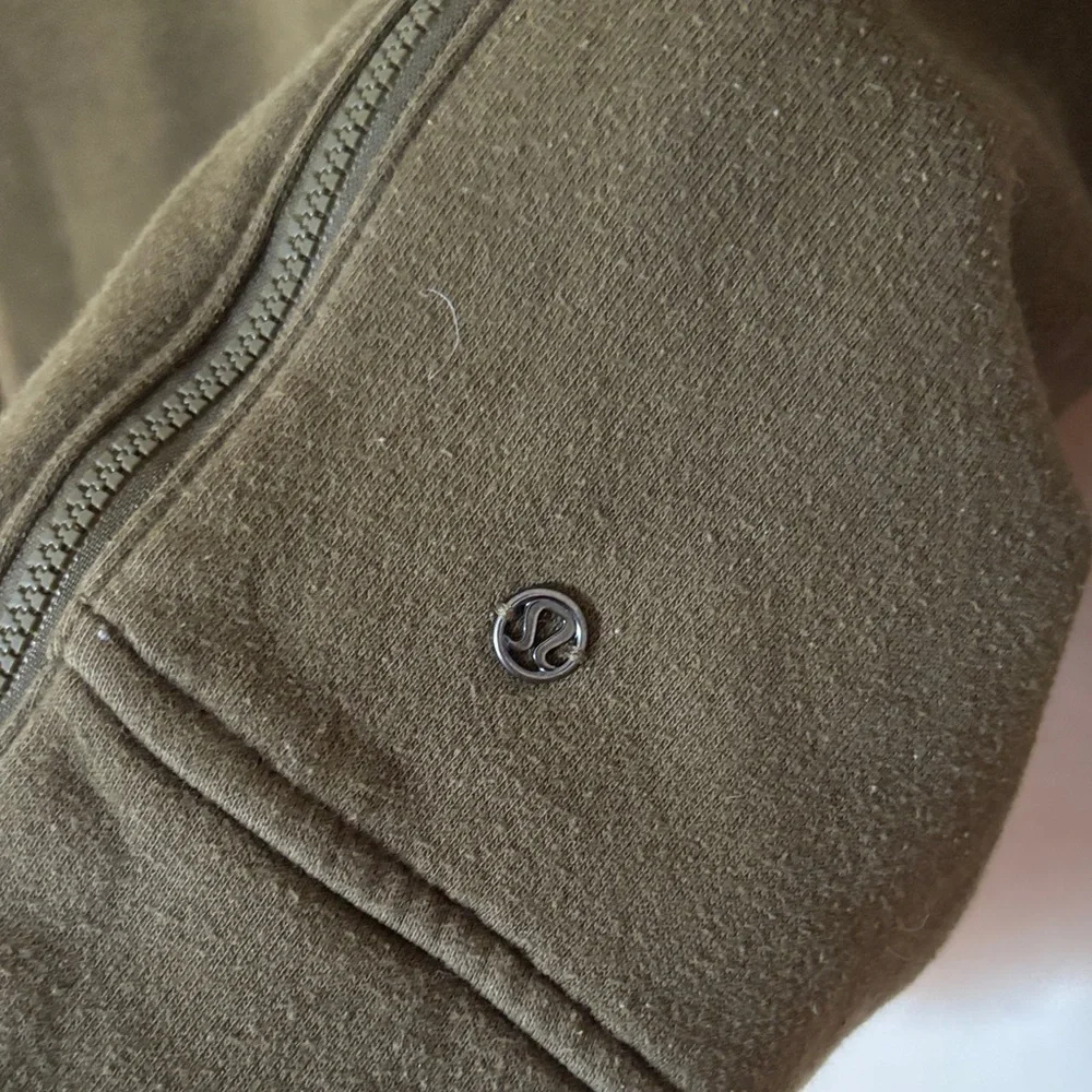Men's Olive Crewneck Sweatshirt - Casual Long Sleeve